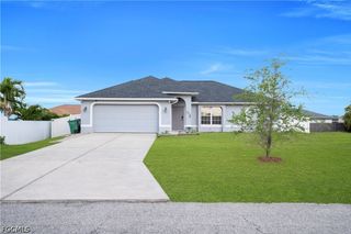 1826 NE 17th PL, Cape Coral, FL 33909