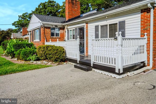 5707 CENTER DR, Temple Hills, MD 20748