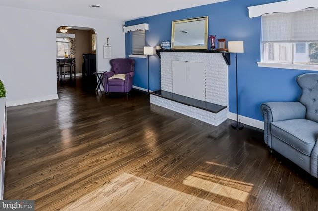 5707 CENTER DR, Temple Hills, MD 20748