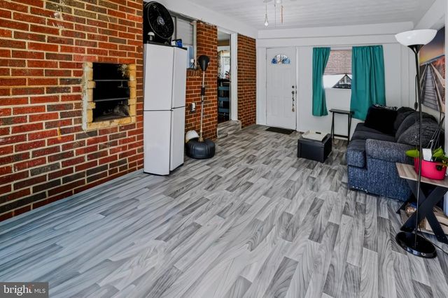 5707 CENTER DR, Temple Hills, MD 20748