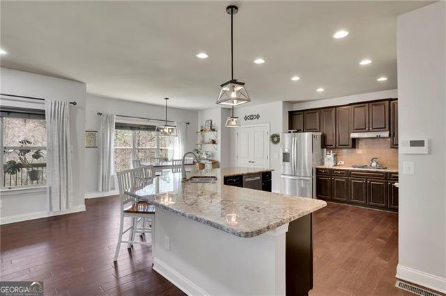 194 Lakestone Parkway, Woodstock, GA 30188