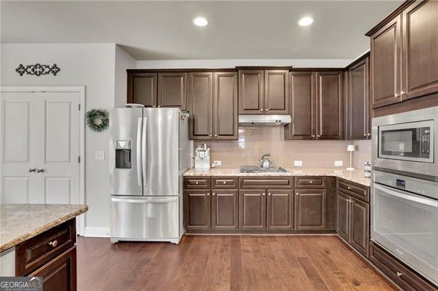 194 Lakestone Parkway, Woodstock, GA 30188