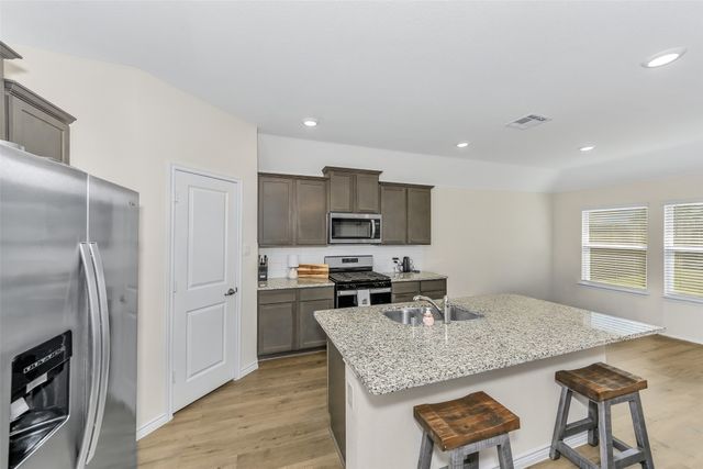 1201 Blossom Court Drive, Princeton, TX 75407