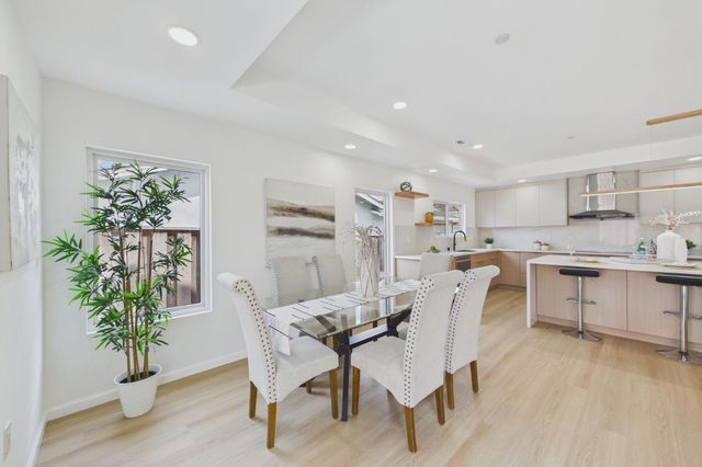 803 W Sunnyoaks Avenue, Campbell, CA 95008