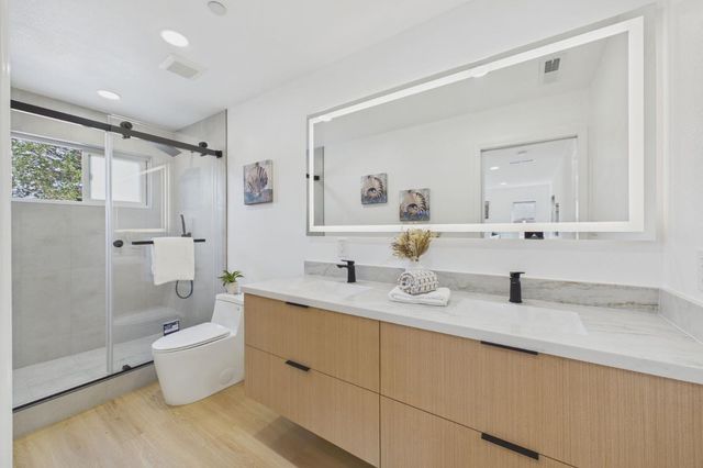 803 W Sunnyoaks Avenue, Campbell, CA 95008