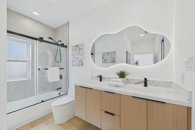 803 W Sunnyoaks Avenue, Campbell, CA 95008