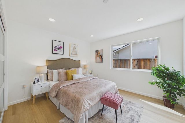 803 W Sunnyoaks Avenue, Campbell, CA 95008