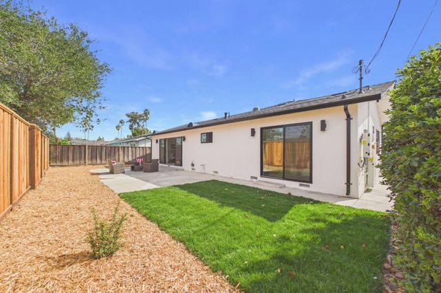 803 W Sunnyoaks Avenue, Campbell, CA 95008