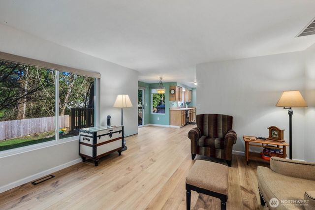 25004 170th Way SE, Covington, WA 98042