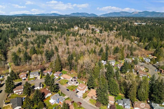 25004 170th Way SE, Covington, WA 98042