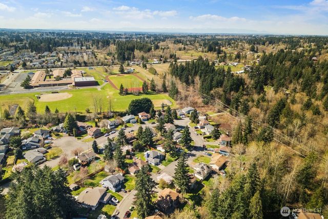 25004 170th Way SE, Covington, WA 98042