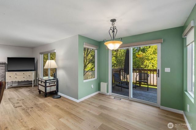 25004 170th Way SE, Covington, WA 98042