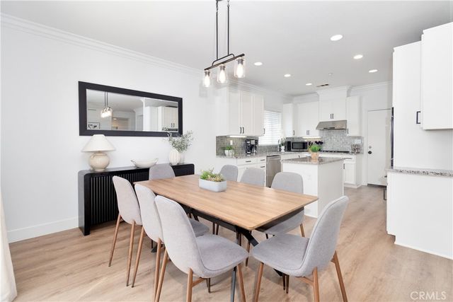 6861 Earp Way, Fontana, CA 92336