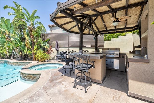 6861 Earp Way, Fontana, CA 92336