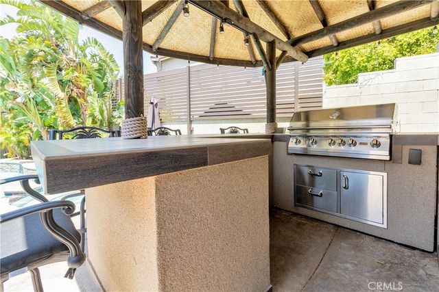6861 Earp Way, Fontana, CA 92336