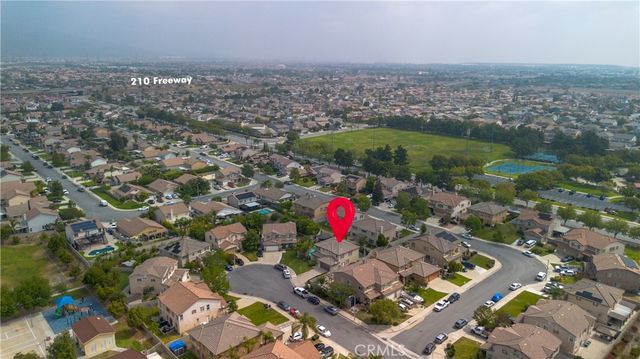 6861 Earp Way, Fontana, CA 92336
