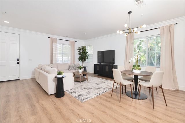 6861 Earp Way, Fontana, CA 92336