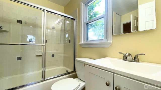 408 Ryders Lane, East Brunswick, NJ 08816