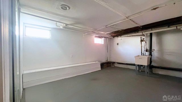 408 Ryders Lane, East Brunswick, NJ 08816