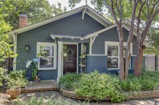 1713 Belle Place, Fort Worth, TX 76107