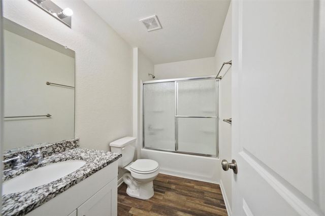 15536 Briar Forest Drive, Conroe, TX 77306