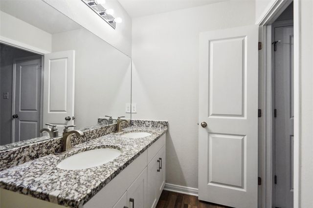 15536 Briar Forest Drive, Conroe, TX 77306