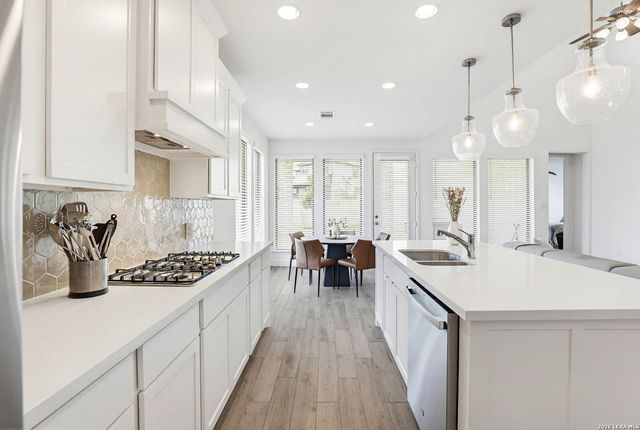9903 Heeler Hand, San Antonio, TX 78254