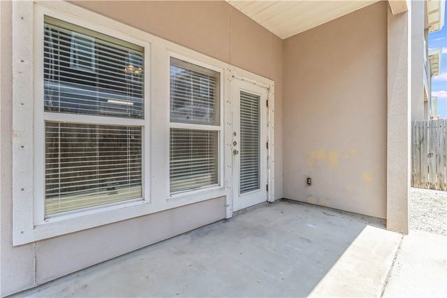 15118 Leeward Dr 103, Corpus Christi, TX 78418