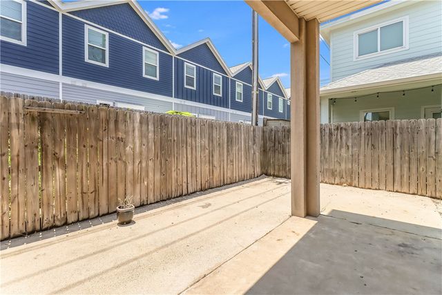 15118 Leeward Dr 103, Corpus Christi, TX 78418