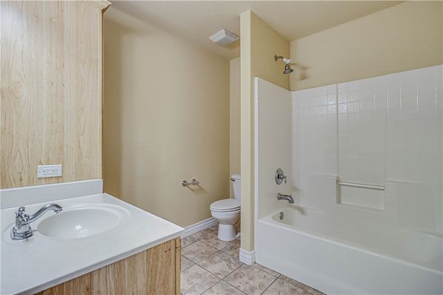 15118 Leeward Dr 103, Corpus Christi, TX 78418