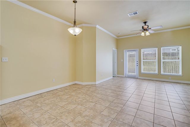 15118 Leeward Dr 103, Corpus Christi, TX 78418