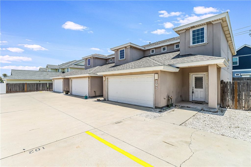 15118 Leeward Dr 103, Corpus Christi, TX 78418