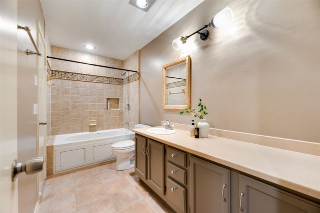 7844 High Oaks Circle, Dallas, TX 75231