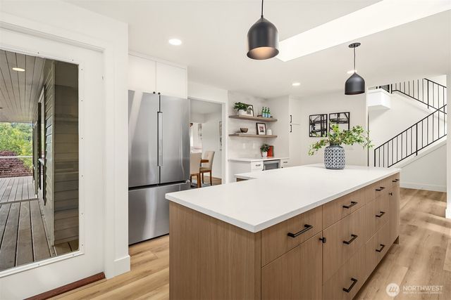 9504 Odin Way, Bothell, WA 98011