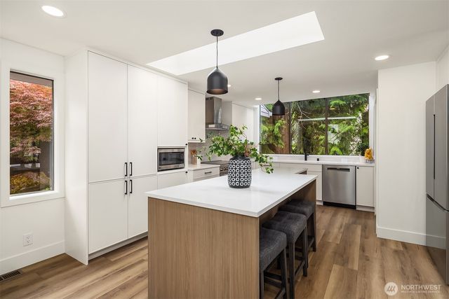 9504 Odin Way, Bothell, WA 98011