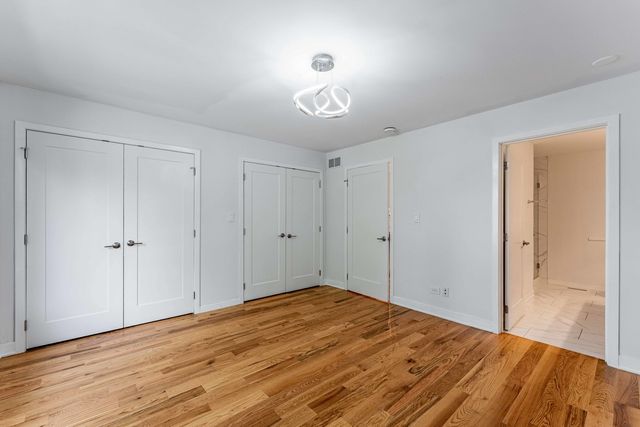 6547 S Evans Avenue, Chicago, IL 60637