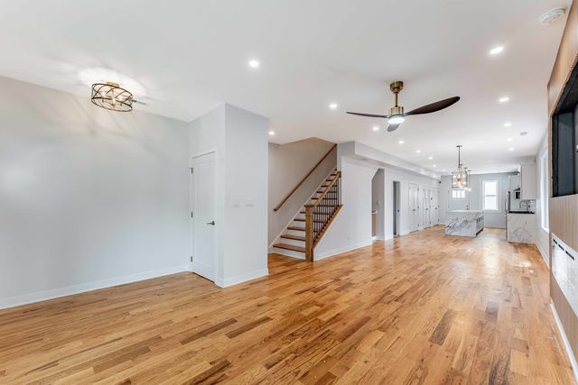 6547 S Evans Avenue, Chicago, IL 60637