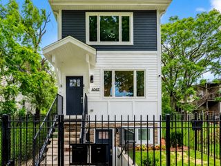 6547 S Evans Avenue, Chicago, IL 60637