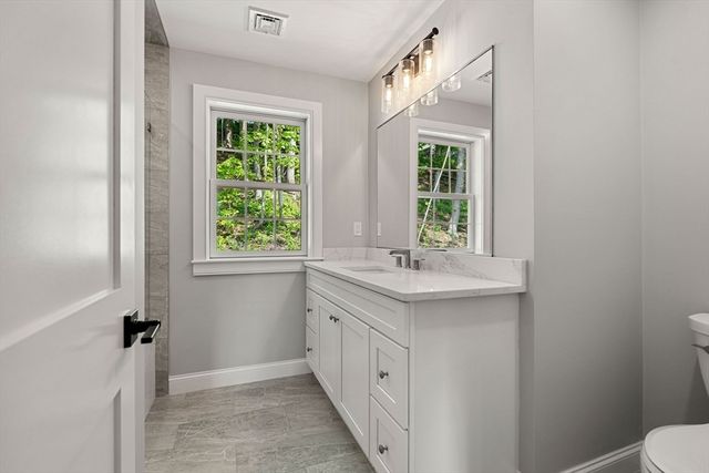 6 Monroe Street, Amesbury, MA 01913