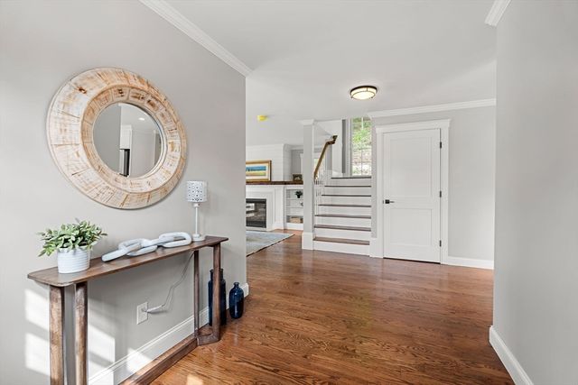 6 Monroe Street, Amesbury, MA 01913