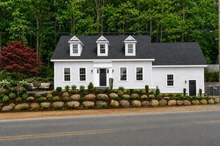 6 Monroe Street, Amesbury, MA 01913