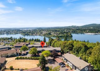 3560 Narrows View Lane NE #202, Bremerton, WA 98310