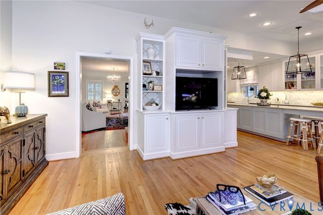 4108 Hanover Ave, Richmond, VA 23221