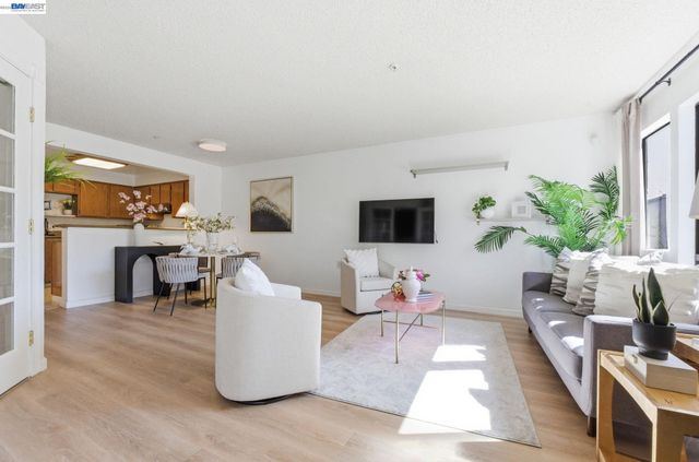 39152 Guardino Dr 203, Fremont, CA 94538