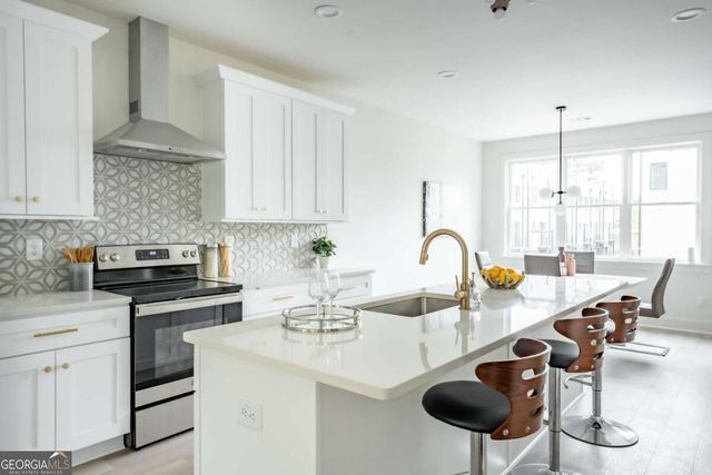 340 Eugenia Street SW 504, Atlanta, GA 30312