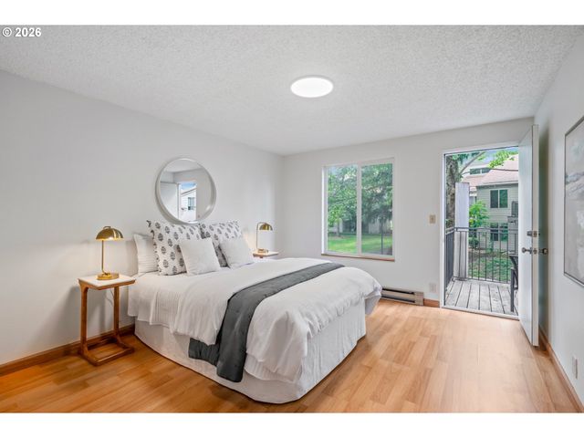 11747 Sw BOONES BEND Dr, Beaverton, OR 97008