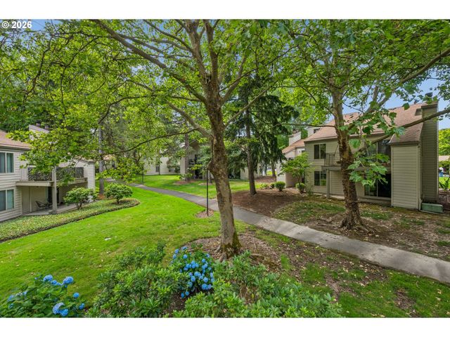 11747 Sw BOONES BEND Dr, Beaverton, OR 97008