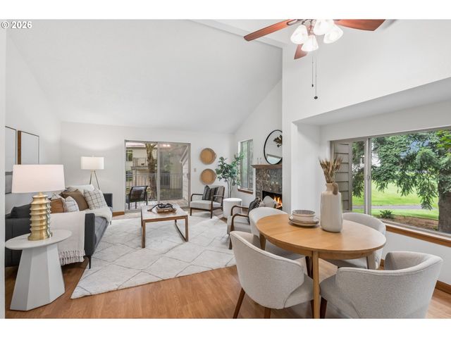 11747 Sw BOONES BEND Dr, Beaverton, OR 97008