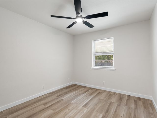 713 Hillside Drive, Sherman, TX 75090