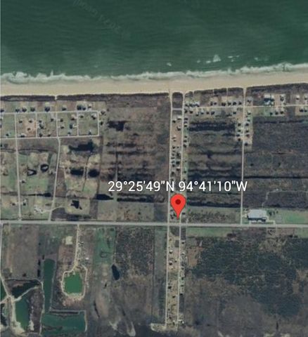 982 S Melody Lane, Crystal Beach, TX 77650